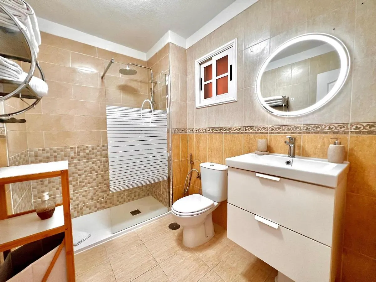 Los Cristianos - The Heights Apartment With Sea Views - As De Casas Los Cristianos (Tenerife)
